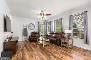 37 Manorwood Dr, Fredericksburg, VA 22406 - Photo 24