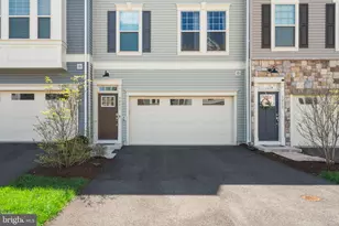 1211 Creek Bank Dr, Stafford, VA 22554 - Photo 2