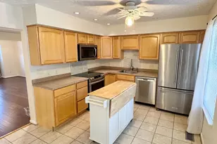 105 Staunton Ct, Stafford, VA 22554 - Photo 4