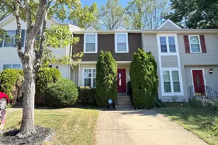 105 Staunton Ct, Stafford, VA 22554 - Photo 2