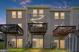 143 Streamview Dr, Fredericksburg, VA 22405 - Photo 2
