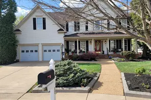 15 Stratford Hall Ct, Fredericksburg, VA 22406 - Photo 2