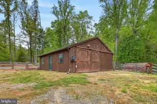 2 Holly Ct, Stafford, VA 22556 - Photo 2