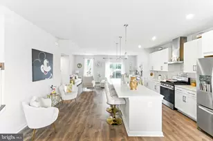 406 Honeyberry Ln, Fredericksburg, VA 22405 - Photo 2