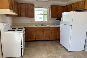 209 E Chatham St, Fredericksburg, VA 22405 - Photo 4