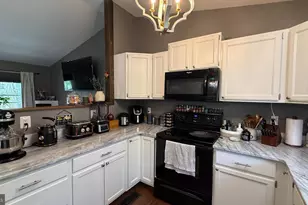 11 Hickory Ln, Stafford, VA 22556 - Photo 2