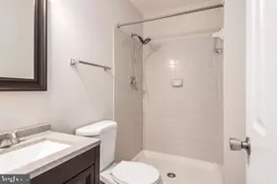 1013 Eastern View Dr, Fredericksburg, VA 22405 - Photo 8