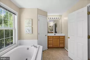 201 Gentle Breeze Cir, Fredericksburg, VA 22406 - Photo 38