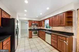 2002 Admiral Dr, Stafford, VA 22554 - Photo 16