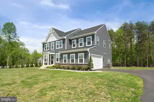 106 Liberty Garden, Fredericksburg, VA 22406 - Photo 2