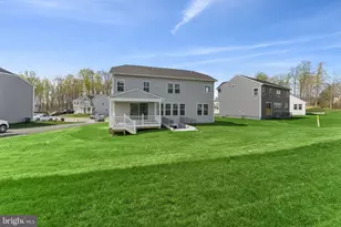1131 Broad Lk Dr, Fredericksburg, VA 22406 - Photo 2