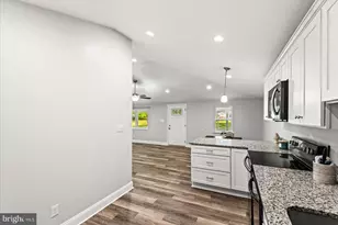 70 Hidden Lake Dr, Stafford, VA 22556 - Photo 12