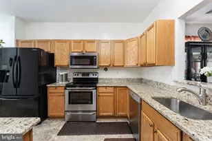 183 Smithfield Way, Fredericksburg, VA 22406 - Photo 8