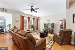 183 Smithfield Way, Fredericksburg, VA 22406 - Photo 14