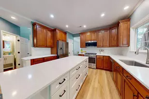 14 Palace Ln, Stafford, VA 22554 - Photo 8