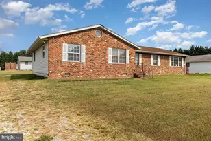 1929 Sierra Dr, Fredericksburg, VA 22405 - Photo 2