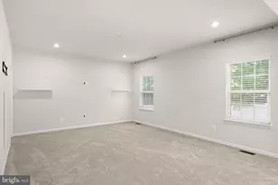 124 Brooke Village Dr, Fredericksburg, VA 22405 - Photo 12