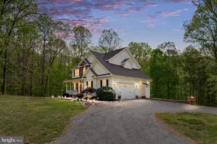 153 Nottingham Dr, Fredericksburg, VA 22406 - Photo 2