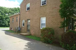 300 Claiborne Ave, Fredericksburg, VA 22405 - Photo 4