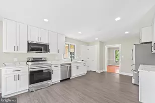 31 Little Creek Ln, Fredericksburg, VA 22405 - Photo 14