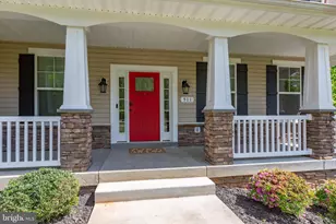 511 Graceview Ln, Stafford, VA 22556 - Photo 2