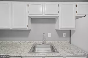208 Rolling Hill Ct, Stafford, VA 22554 - Photo 16
