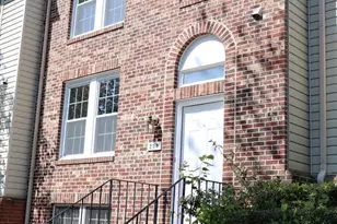 204 Barksdale Pl, Stafford, VA 22554 - Photo 2