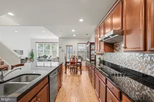 97 Battery Point Dr, Fredericksburg, VA 22406 - Photo 6