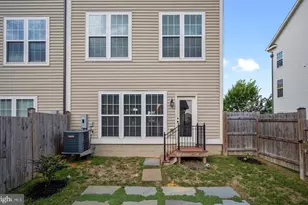 108 Apricot St, Stafford, VA 22554 - Photo 8