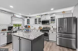 17 Silverthorn Ct, Stafford, VA 22554 - Photo 8