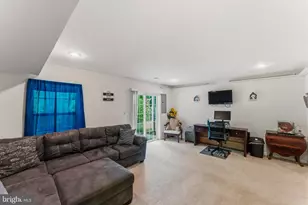 320 Tree Line Dr, Fredericksburg, VA 22405 - Photo 12