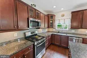 320 Tree Line Dr, Fredericksburg, VA 22405 - Photo 16