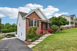 3 Jill Ct, Fredericksburg, VA 22405 - Photo 2