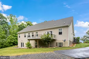 438 Brenthem Farm Dr, Fredericksburg, VA 22405 - Photo 8