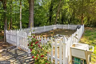 10 N Pointe Dr, Fredericksburg, VA 22405 - Photo 48
