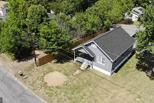 109 E Chatham St, Fredericksburg, VA 22405 - Photo 2