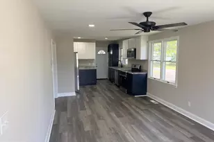 109 E Chatham St, Fredericksburg, VA 22405 - Photo 10