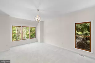 136 Holly Berry Rd, Fredericksburg, VA 22406 - Photo 8