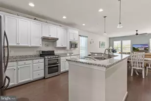 6036 Avery Pt Dr, Fredericksburg, VA 22406 - Photo 4