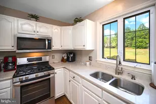 5 Oliver Ct, Fredericksburg, VA 22406 - Photo 18