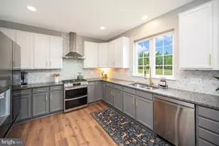 92 Royal Crescent Way, Fredericksburg, VA 22406 - Photo 4