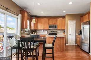 117 Holmes St, Stafford, VA 22554 - Photo 4