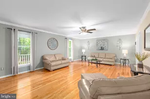 19 Cannon Knolls Dr, Fredericksburg, VA 22406 - Photo 6