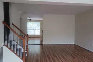 205 Hillside Ct, Stafford, VA 22554 - Photo 4