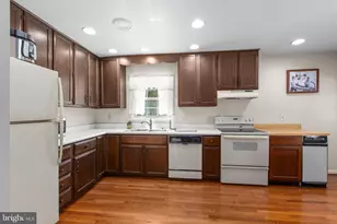 655 Holly Corner Rd, Fredericksburg, VA 22406 - Photo 14