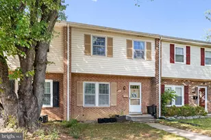 202 Overlook Ct, Fredericksburg, VA 22405 - Photo 2