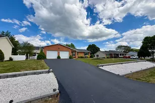 12 Myers Dr, Fredericksburg, VA 22405 - Photo 4