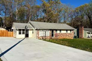 4 Patrick Henry St, Fredericksburg, VA 22405 - Photo 1