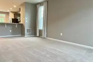 413 Rolling Valley Dr, Fredericksburg, VA 22405 - Photo 2