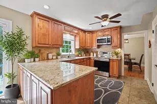 301 Greenwood Dr, Fredericksburg, VA 22405 - Photo 26